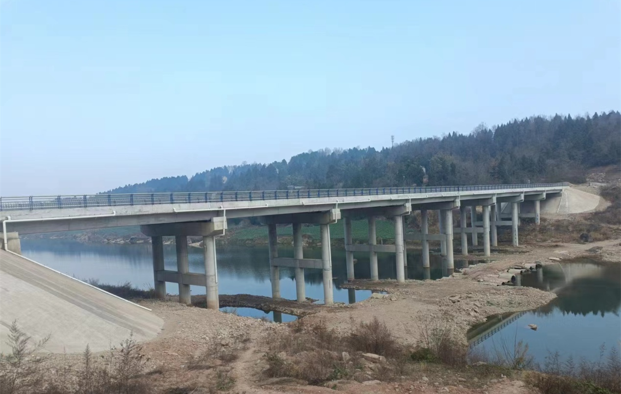 江油市厚坝生猪种业园区产业道路工程25米箱梁制作安装