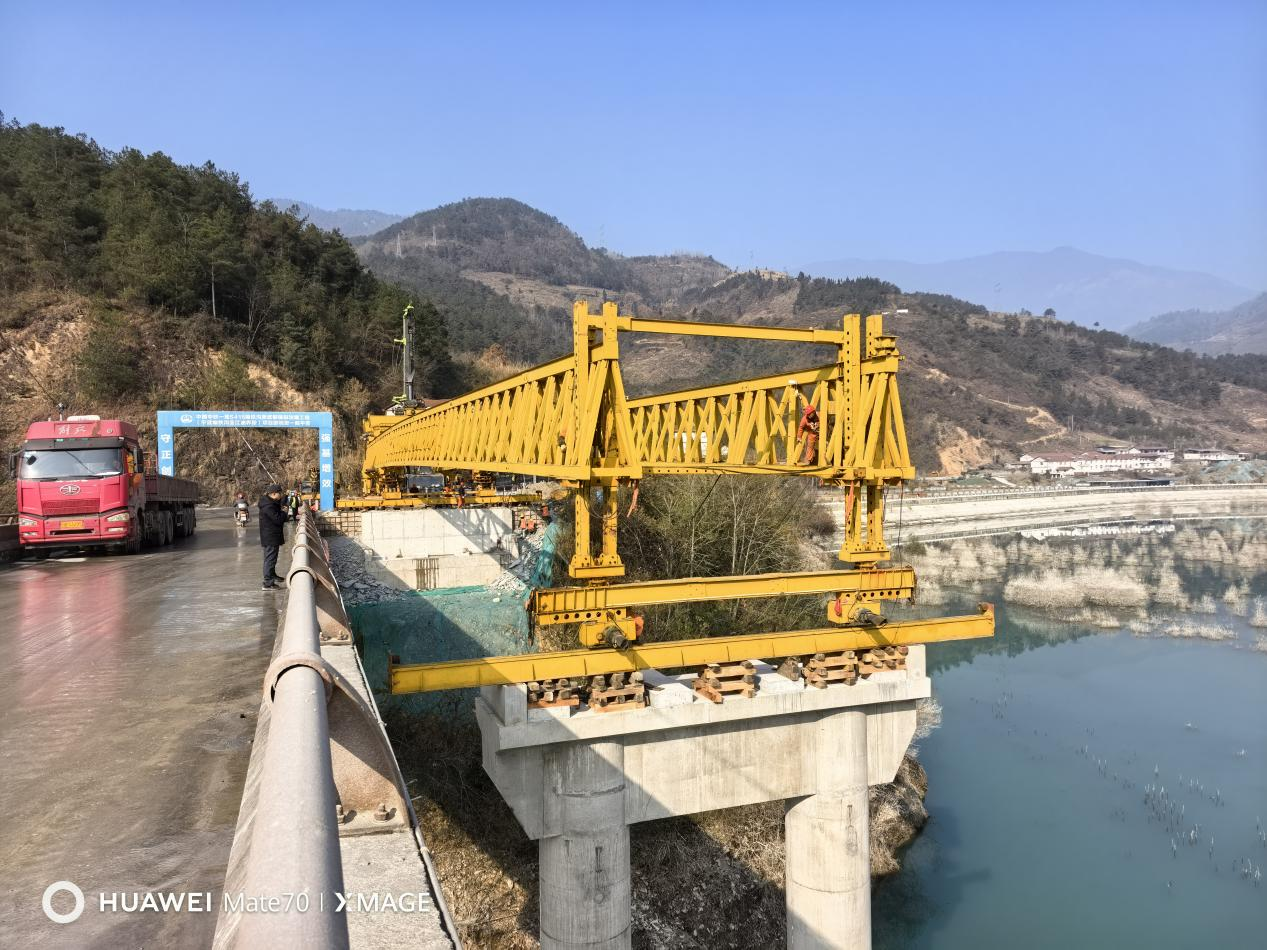 S415煽铁沟至武都镇段改建工程，煽铁沟大桥40米T梁制作